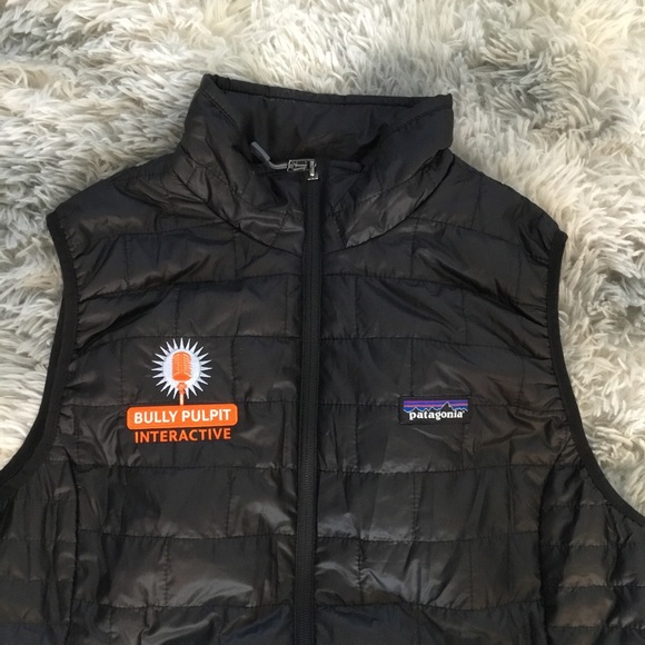 Womens Patagonia Nano Puff Vest Primaloft Black Embroidered Patch Size Large. - Picture 2 of 7